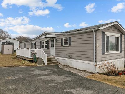 2 Bayview Park, Middletown, RI, 02842