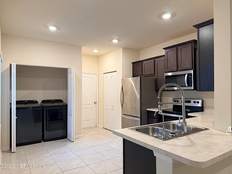 246 Aralia Ln — Photo 6