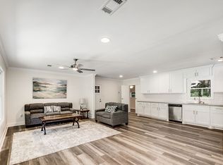 1822 Macarthur Dr, Vicksburg, MS 39180