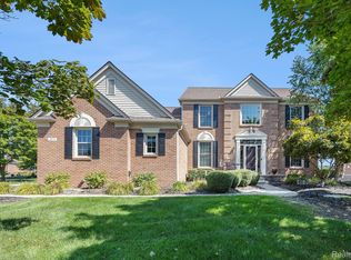 273 Franklin Wright Blvd, Lake Orion, MI 48362