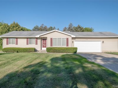 6120 King Arthur Dr, Swartz Creek, MI, 48473