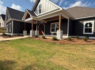 1065 Lee Road 315 Rd, Smiths Station, AL 36877