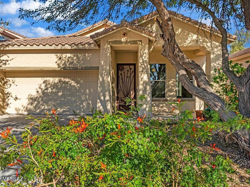 1st image of 12511 E Rust Canyon Pl