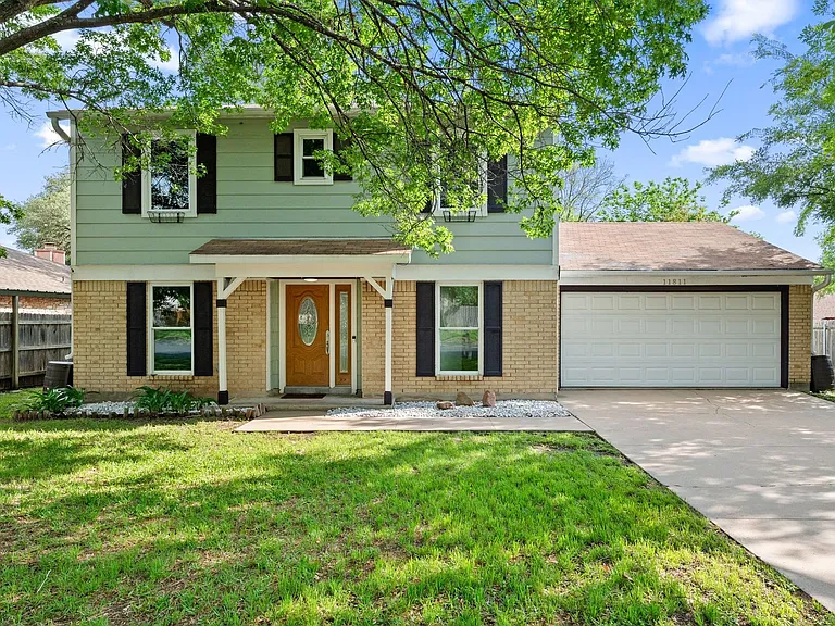 11811 Carshalton Dr — Photo 1