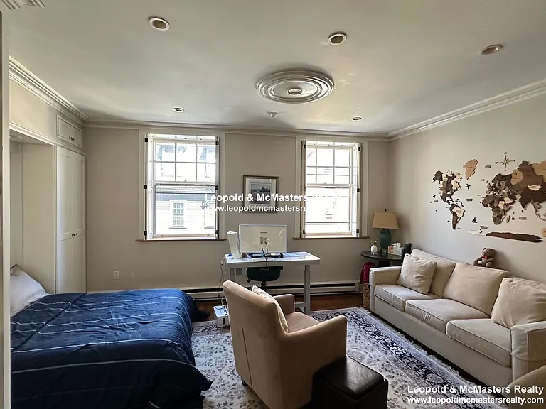 82 Chestnut St #21 — Photo 4