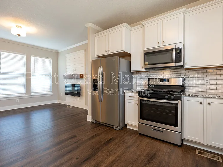 331 N 127th St E #305 — Photo 11