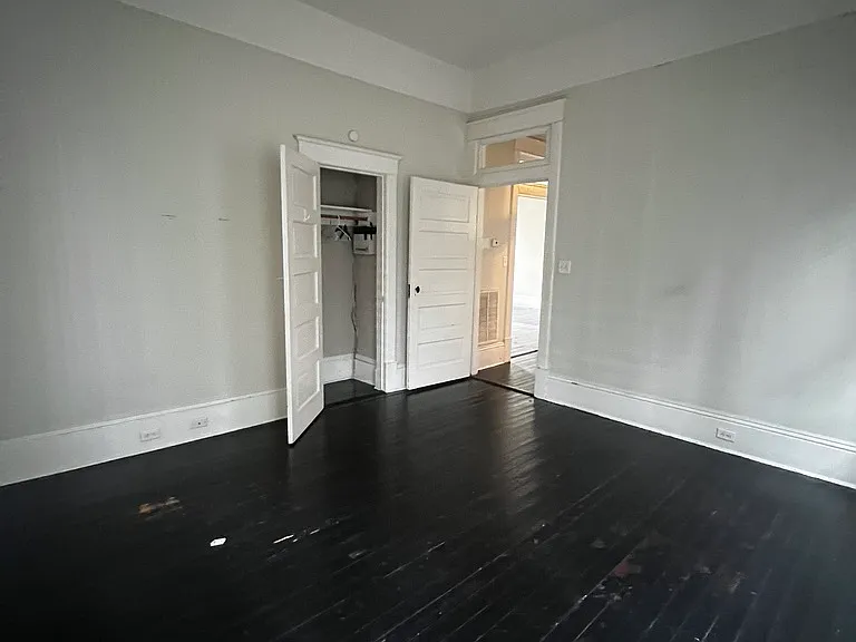 115 W 37th St — Photo 14