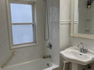 264 Roslyn St #1, Buffalo, NY 14215