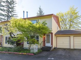 18556 NE Wasco St, Portland, OR 97230
