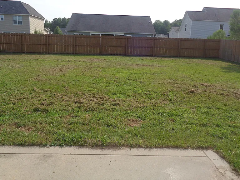 184 Roanoke Dr — Photo 20