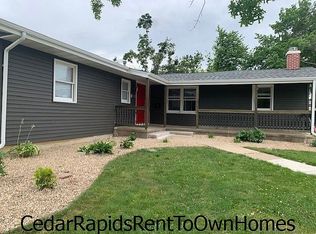 5125 Spencer Dr SW, Cedar Rapids, IA 52404