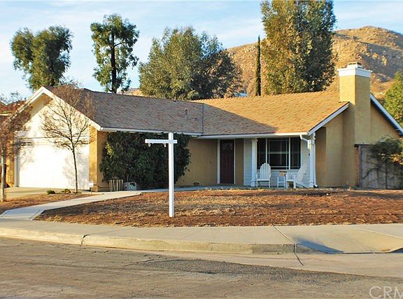 4th image of 22652 Kinross Ln