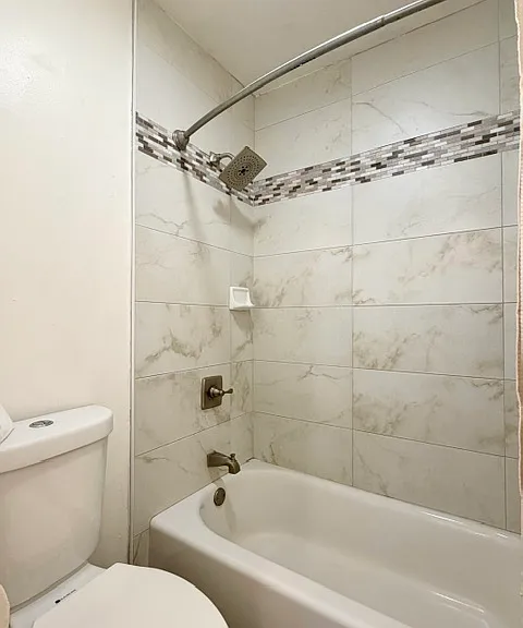 300 Oxford Way #12 — Photo 8