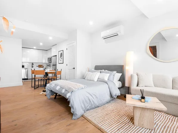 669 Bergen Avenue image 1 of 24