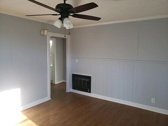 5th image of 3315 Belcrest Dr SE APT 2A