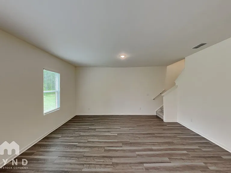 121 Maison Dr — Photo 5