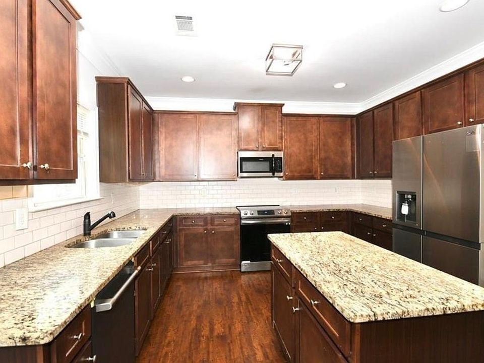 2nd image of 1490 Still Ridge Ln
