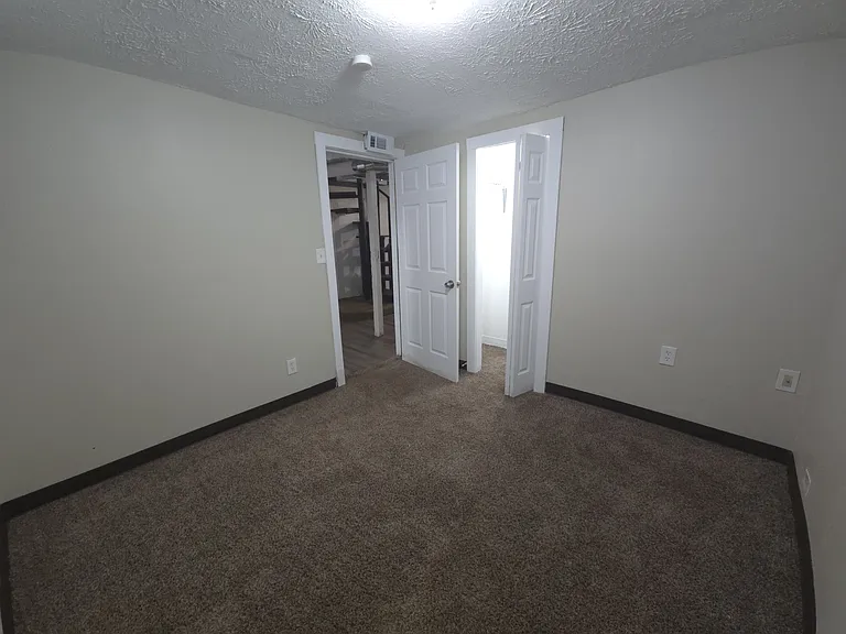 1430 Frederick Blvd — Photo 27