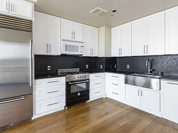 4th image of 144 N 8th St APT 6C