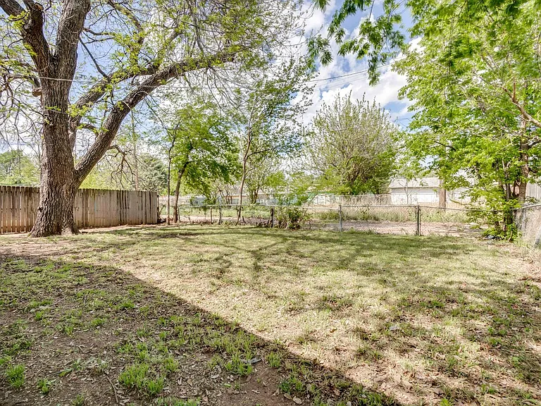 1005 SW 63rd St — Photo 59