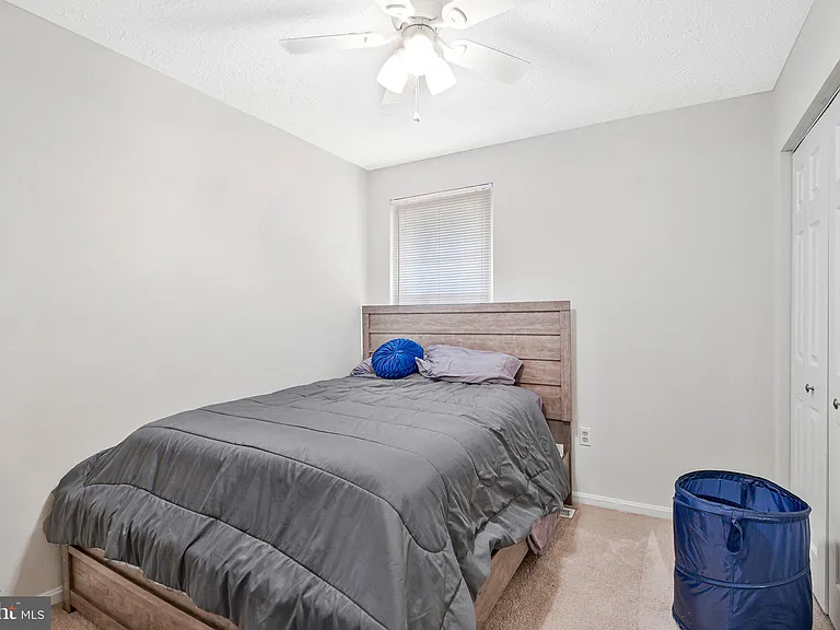 4037 Broadbill Cir — Photo 27