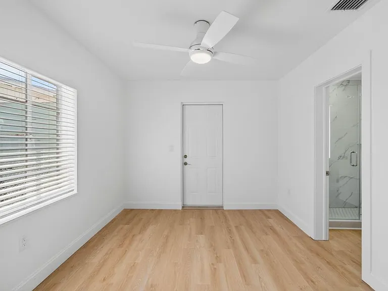 608 Fairfax Rd — Photo 35