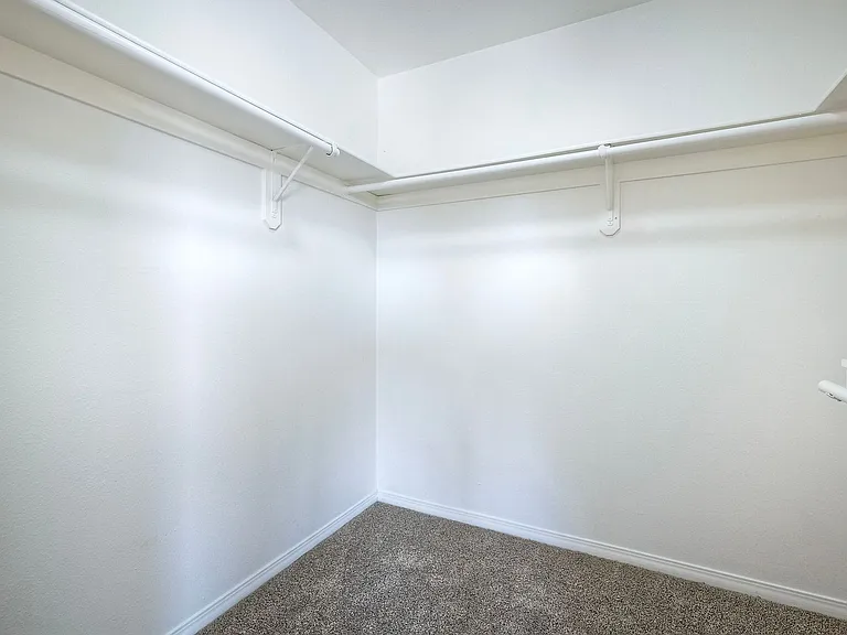 Harborview Apartments — Photo 53