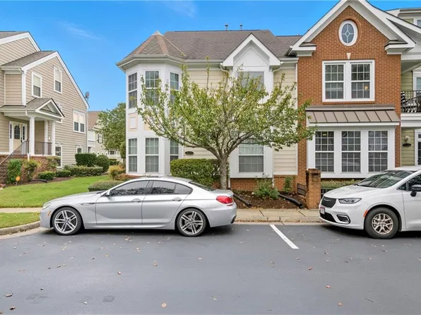 8119 Lee Hall Ave #17, Suffolk, VA 23435