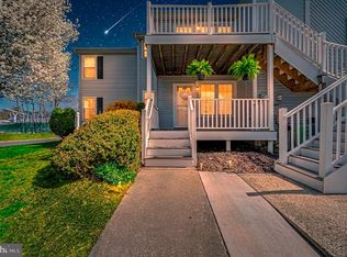 307 London Ct, Egg Harbor Township, NJ 08234