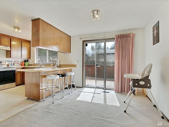 5th image of 2104 30th Ave SE
