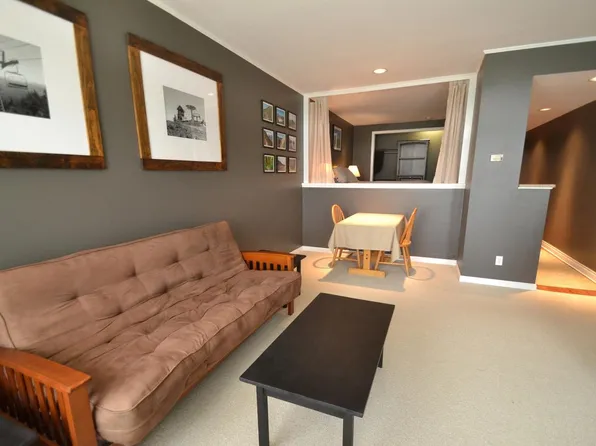 30 Mountainside Drive #304, Warren, VT 05674