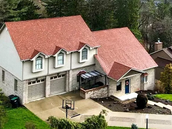 48 Hobbitt Ln, Finleyville, PA 15332