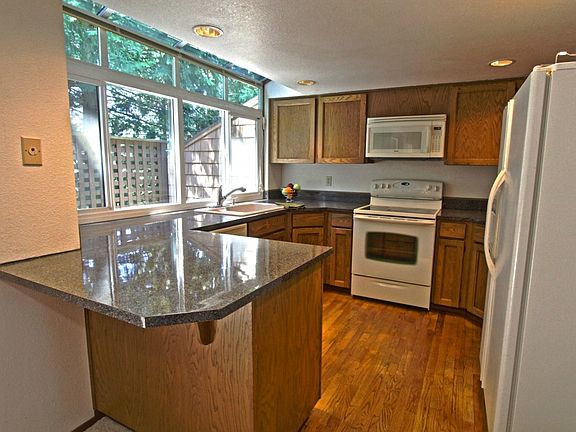3rd image of 11815 Stendall Dr N