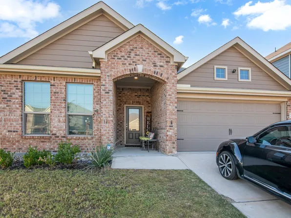 325 Lowery Oaks Trl, Fort Worth, TX 76120
