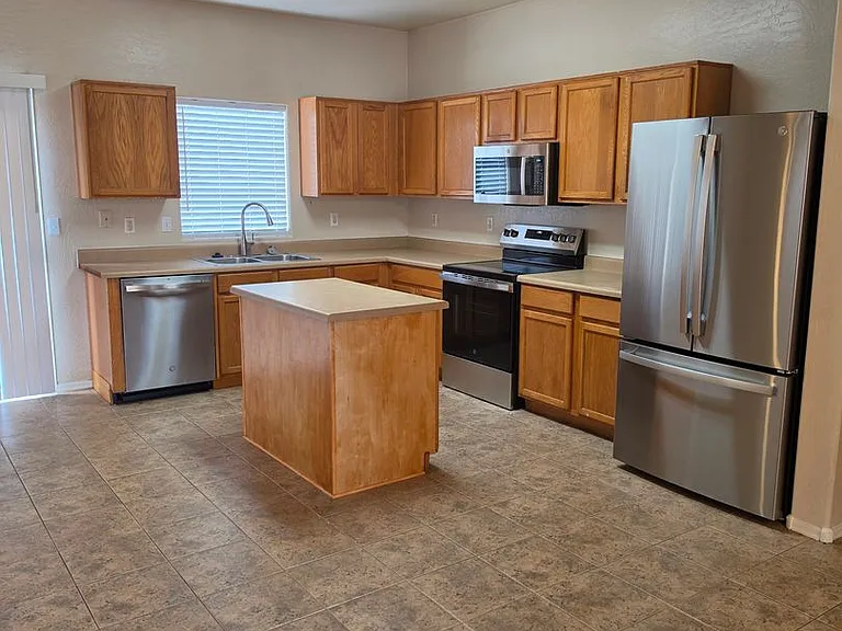 2009 E Lipizzan Dr — Photo 3
