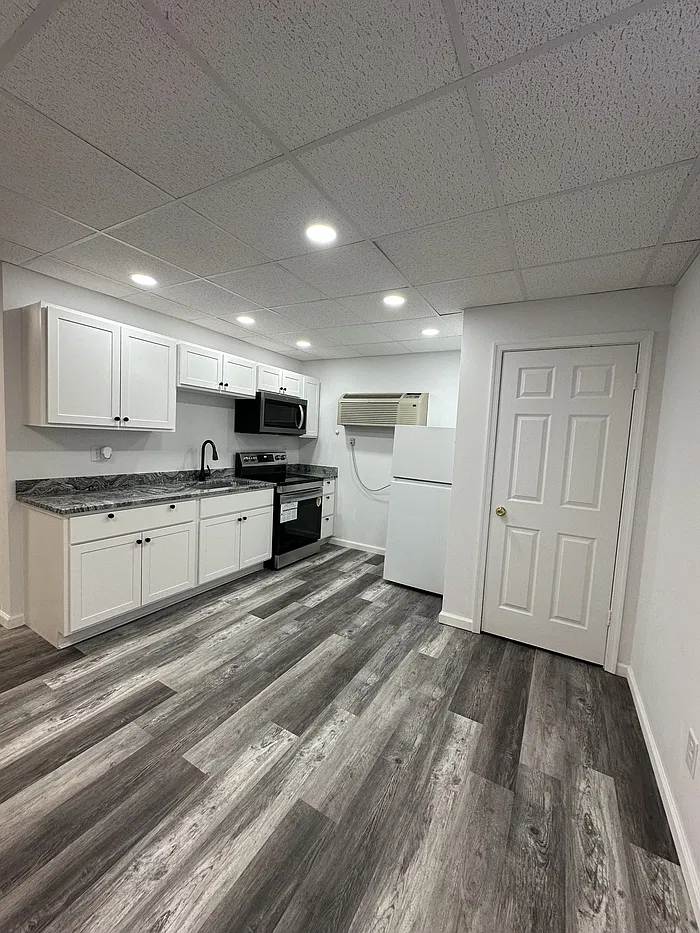 1 bed, 1.0 bath, $1,100 — Photo 1
