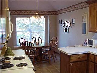 4th image of 13112 Willowcrest Ln