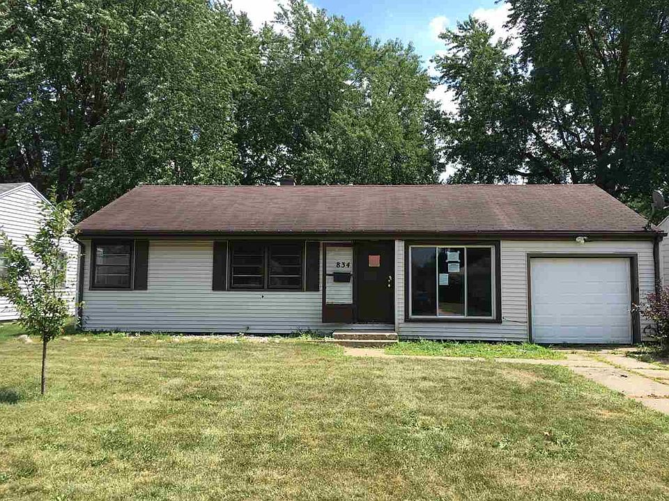1st image of 834 Sylvan Ln