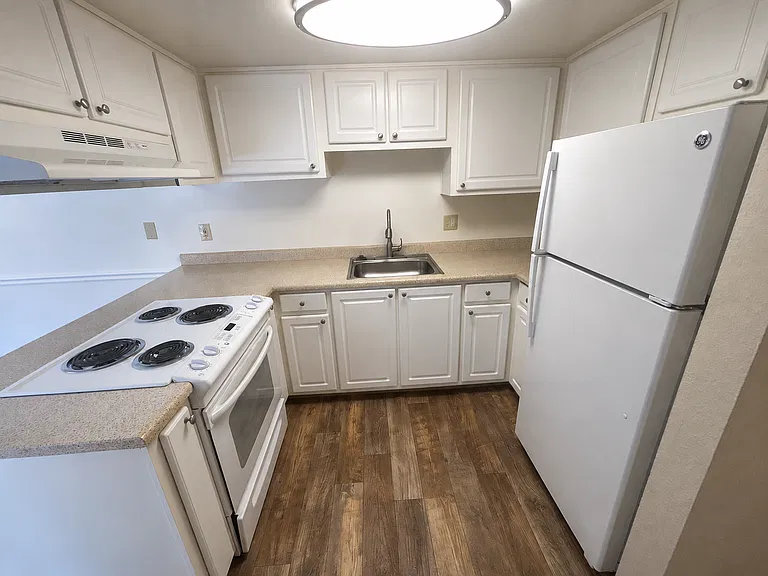 Northridge Terrace Apartments at 4900-4948 Stamas Lane, Fair Oaks California — Photo 15