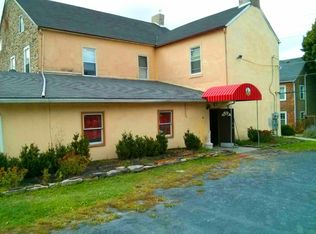 658 Point Phillips Rd, Bath, PA 18014