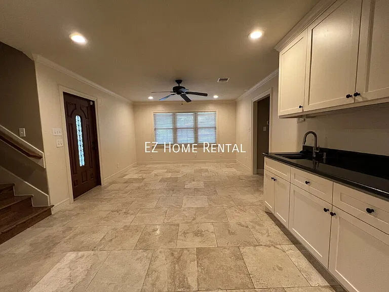 1014 Roxella St — Photo 13