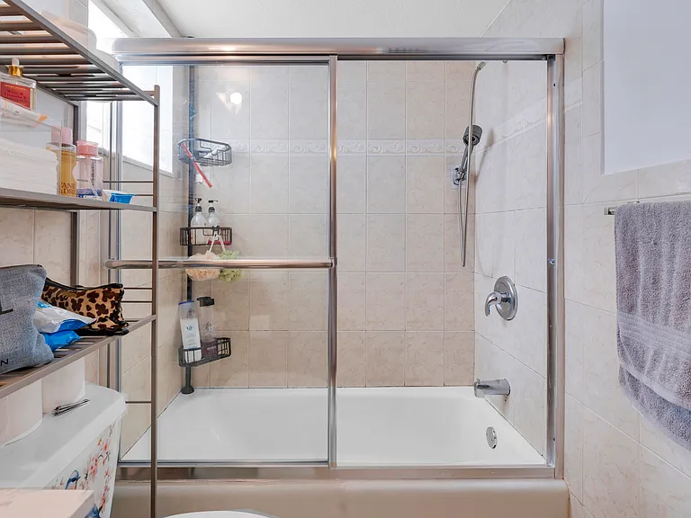 415 NE 2nd St #209 — Photo 20
