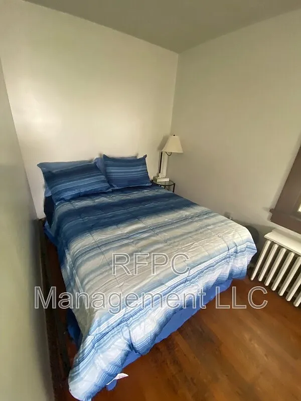 1 bed, 1.0 bath, 600 sqft, $525 — Photo 2