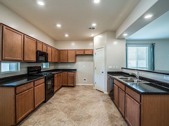 4th image of 16446 W Calle Lejos Ln