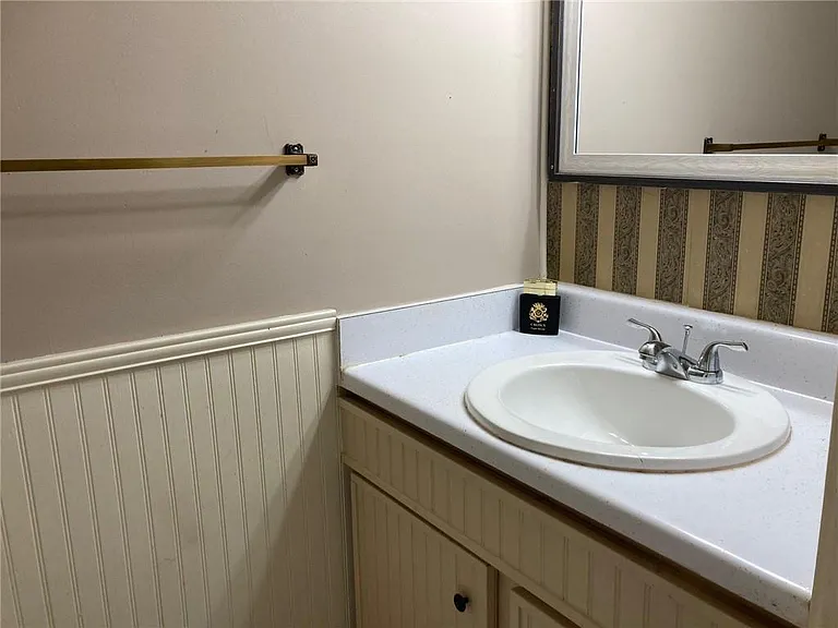 1527 Huron Ave #A — Photo 8