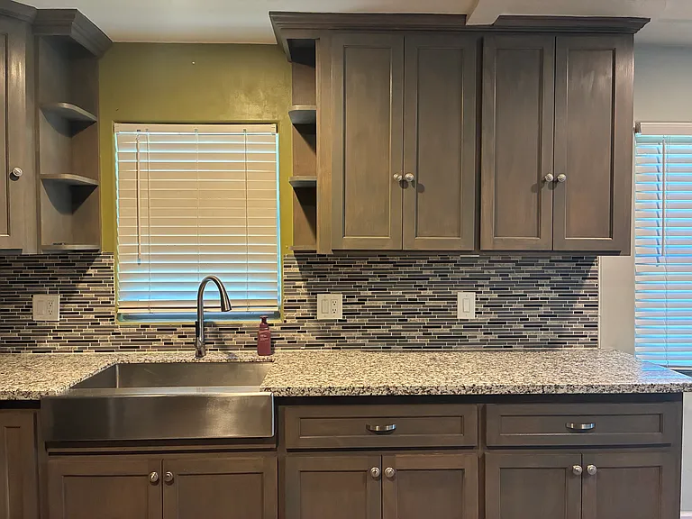 2040 Edwards Ave — Photo 18
