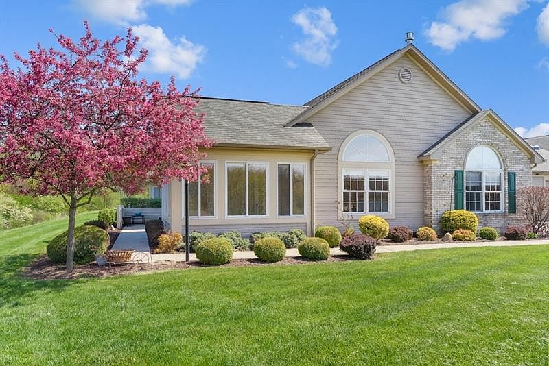 2124 Jamestown Ct, Valencia, PA 16059 Zillow