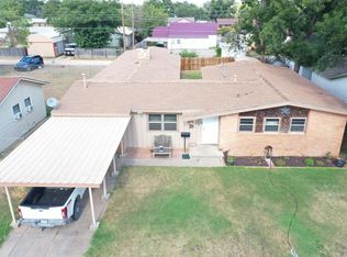 1004 NW 8th Pl, Andrews, TX 79714