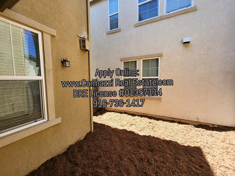 260 Wapello Cir — Photo 30