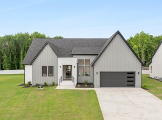 730 New South Ct, Wellford, SC 29385